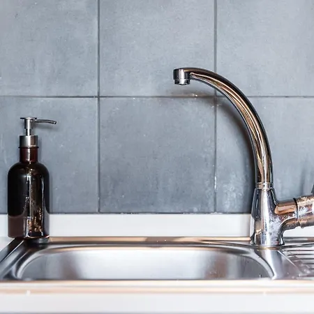 Guestready - Crayon Walls