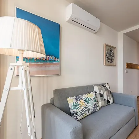 Guestready - Crayon Walls Apts Porto