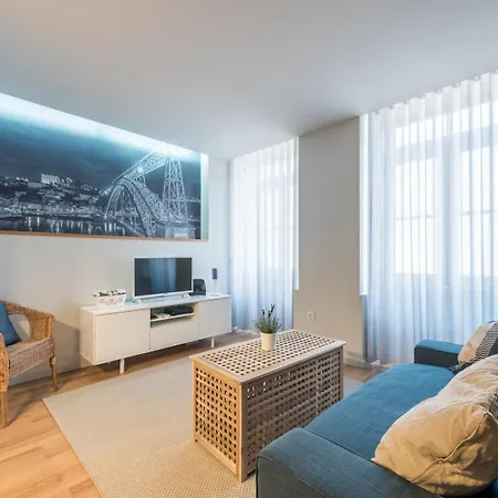 Guestready - Crayon Walls Apts Porto