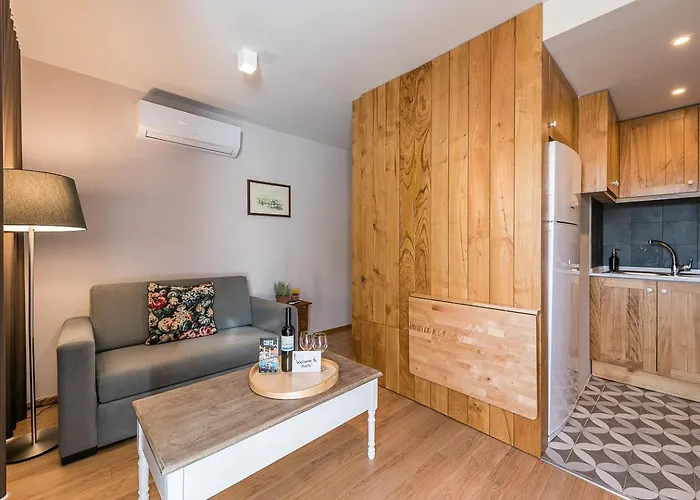 Guestready - Crayon Walls