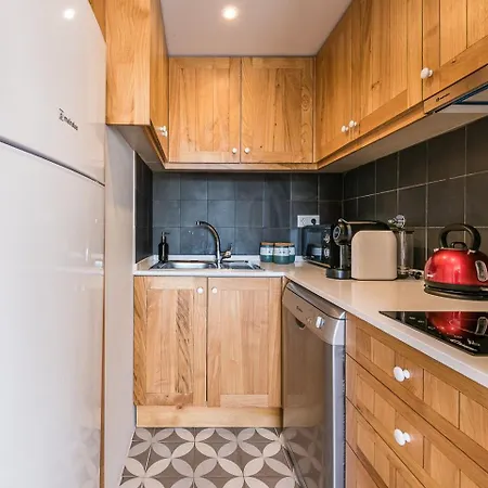 Guestready - Crayon Walls